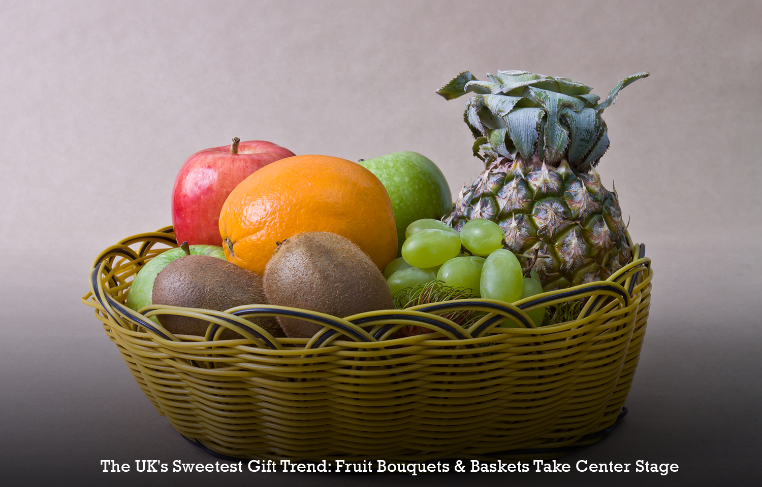 The UK's Sweetest Gift Trend: Fruit Bouquets & Baskets Take Center Stage